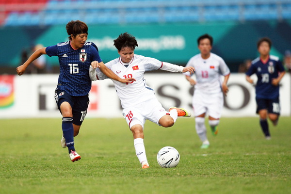 Lịch thi đấu bóng đá hôm nay 24/1: ĐT Việt Nam chạm trán Nhật Bản