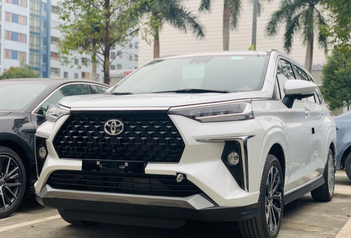 Dù 'khan hàng', Toyota Veloz Cross 2022 vẫn được bàn giao hơn 600 xe chỉ trong 9 ngày cuối tháng 3