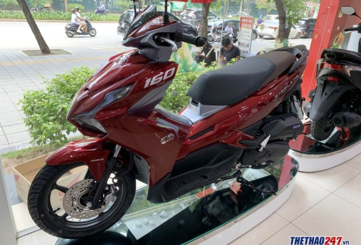 Giá xe Honda Air Blade 2023 vẫn chênh, nhưng đã 'hạ nhiệt' nhiều