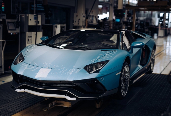 'Siêu xe quốc dân' Lamborghini Aventador chính thức bị khai tử