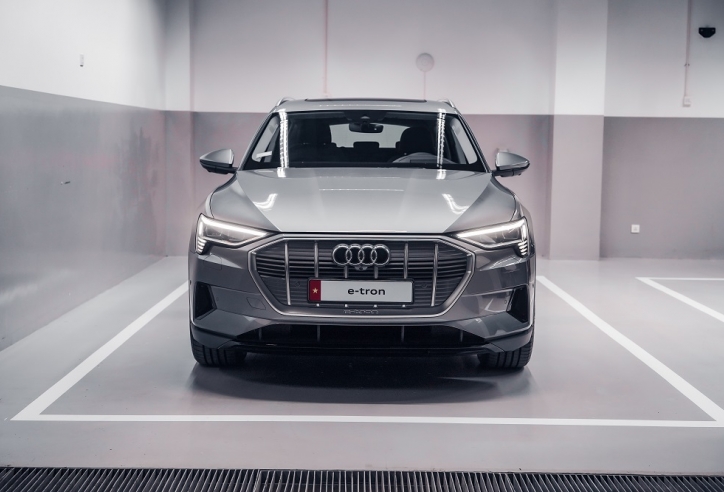 Audi e-tron SUV phiên bản thuần điện ra mắt tại Vietnam Motor Show 2022, giá từ 2,97 tỷ đồng