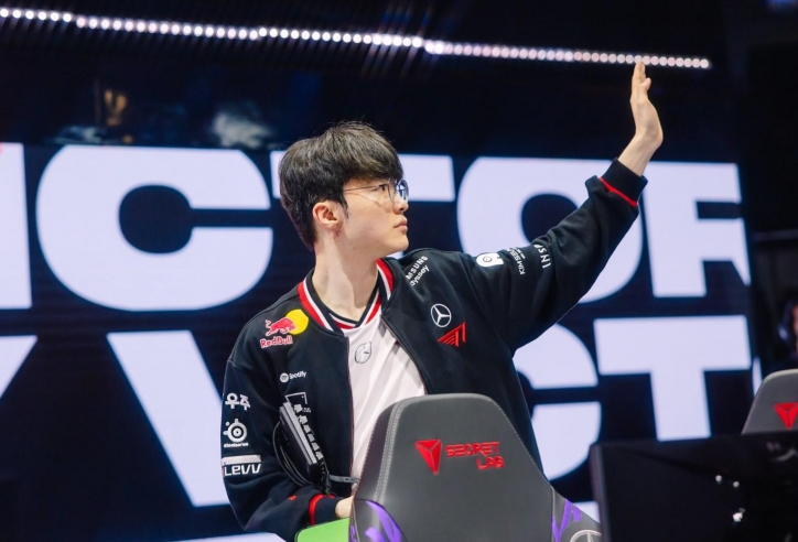 Thắng dễ BLG, T1 lập thêm kỷ lục tại MSI 2025