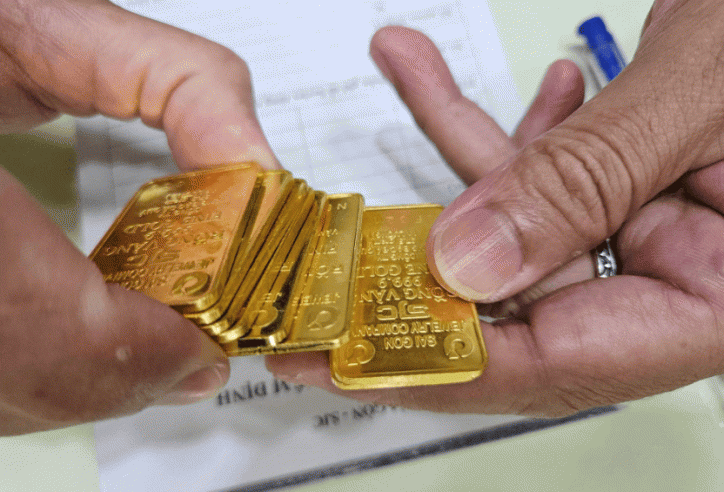 Giá vàng hôm nay trưa 3/9: Vàng miếng SJC lại tăng kịch trần