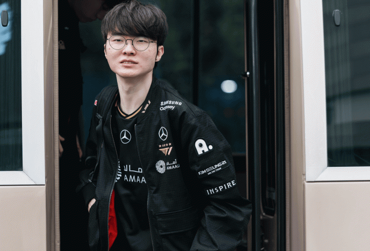 CKTG 2025: T1 hủy diệt 100T, thắp lại hy vọng vào tứ kết