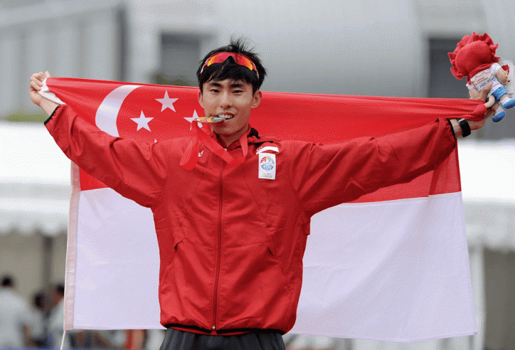Siêu sao điền kinh Singapore gặp vấn đề nghiêm trọng trước SEA Games