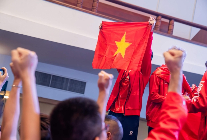 Esports Việt Nam lập cú đúp HCV lịch sử tại SEA Games 33