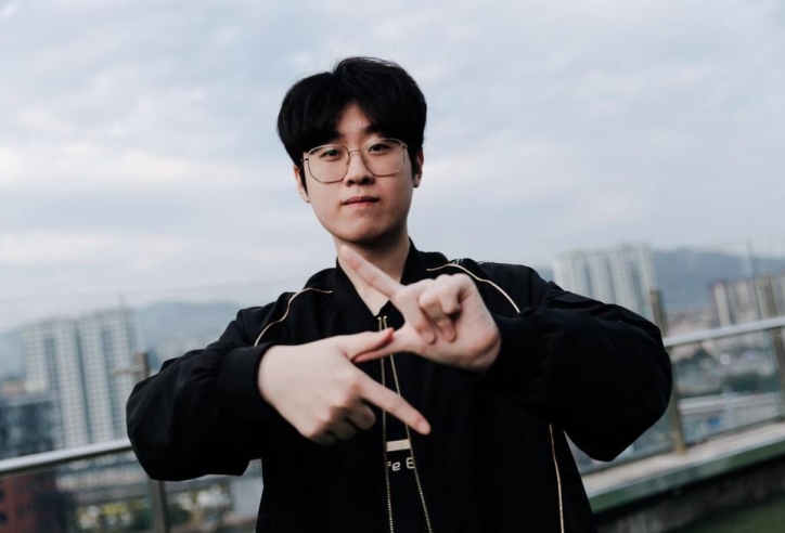 Zeus: 'Nhìn T1 vô địch, tôi rất tiếc nuối'