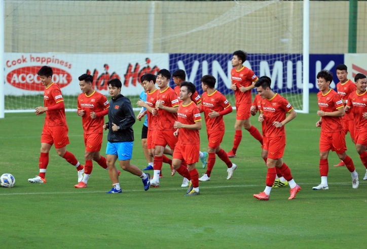ĐT Việt Nam tập buổi đầu tại Vũng Tàu chuẩn bị cho AFF Cup