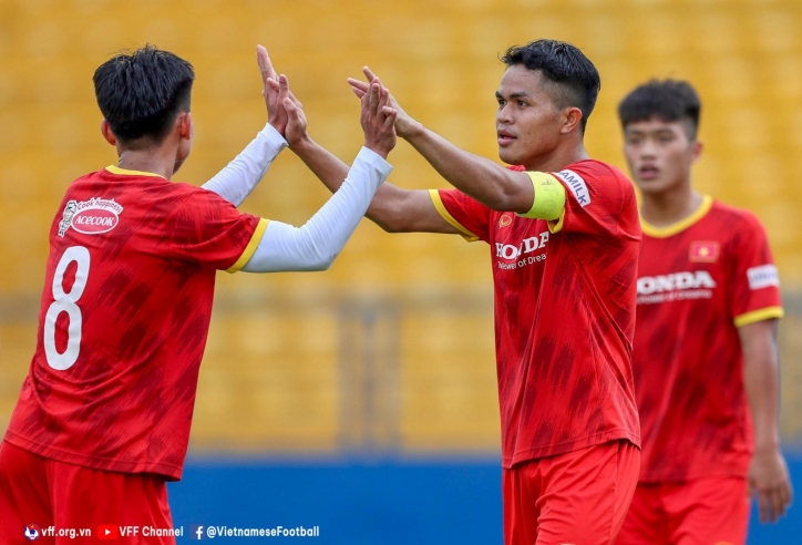 U23 Việt Nam nhận 'doping cực mạnh' ở trận gặp Singapore