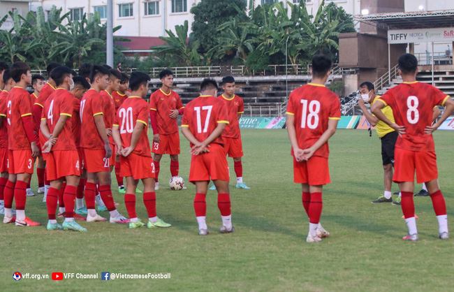 NÓNG: U23 Việt Nam nhận tin dữ, sắp 'hết quân' đấu Thái Lan