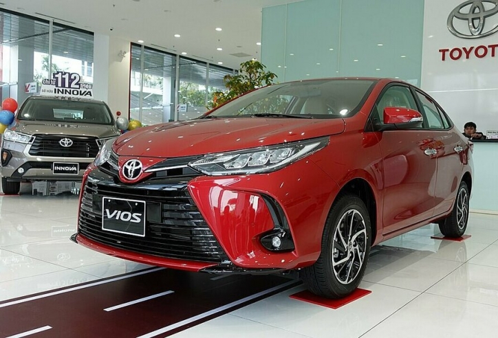 Giá xe Toyota Vios giảm kỷ lục tới 60 triệu đồng, đe nẹt Accent, City
