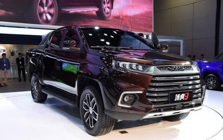 Bán tải Trung Quốc đẹp long lanh ra mắt, giá rẻ hơn Ford Ranger