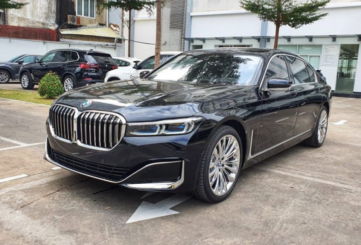 Giá xe BMW “gây sốt” với mức giảm lên tới hơn 600 triệu đồng