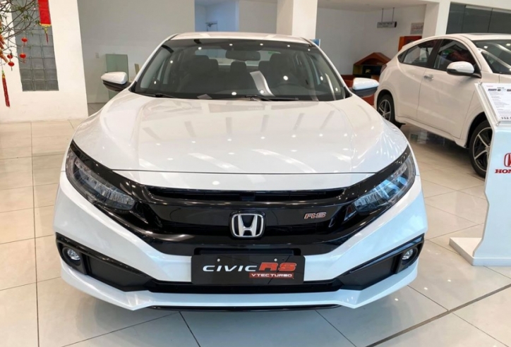Honda Civic được giảm 100% lệ phí trước bạ, quyết đấu Mazda 3, Kia K3
