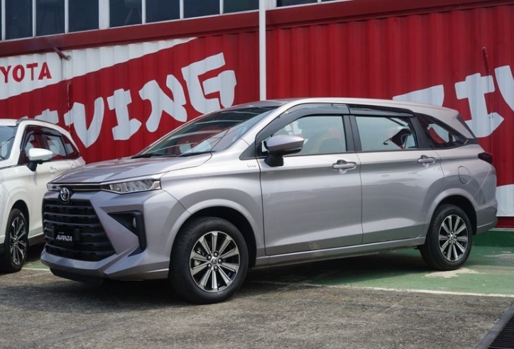 MPV mới của Toyota chuẩn bị ra mắt tại Việt Nam, đại lý đã nhận cọc