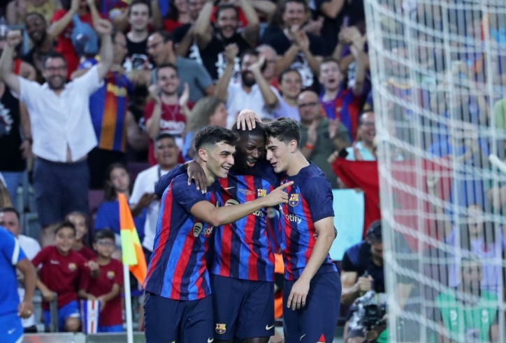 Liverpool 'mượn gió bẻ măng', chốt nhanh 'viên ngọc quý' của Barca