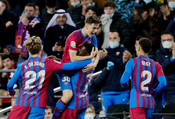 Chữ ký 'khủng' hơn Messi xuất hiện, Barca chấm dứt mọi hy vọng của MU