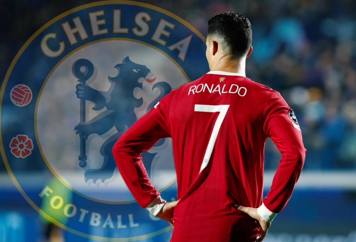 Chelsea nhận tin vui đầu tiên trong thương vụ chiêu mộ Ronaldo