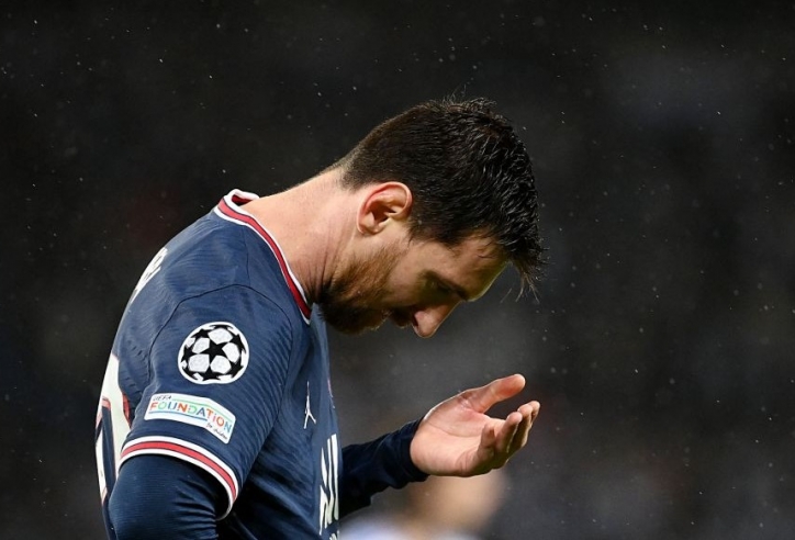 Messi báo tin không thể buồn hơn tới PSG trước ngày quay trở lại