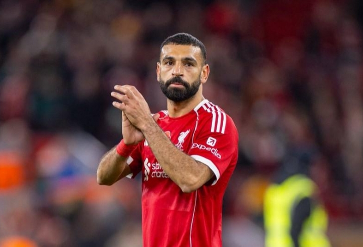 'Liverpool không bắt buộc phải ký với Salah'