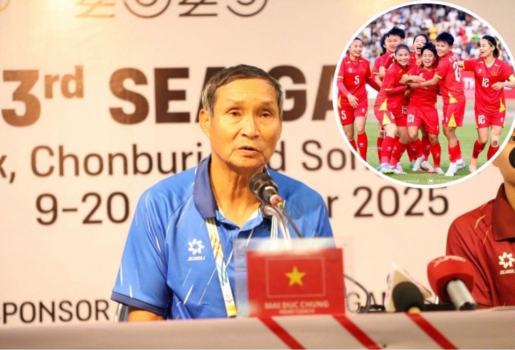 HLV Mai Đức Chung 'thưởng lớn' cho tuyển nữ Việt Nam vì thắng Myanmar