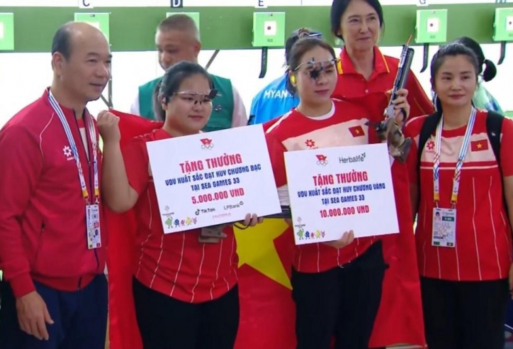 Thưởng nóng vì sự xuất thần của 2 nữ xạ thủ Việt Nam