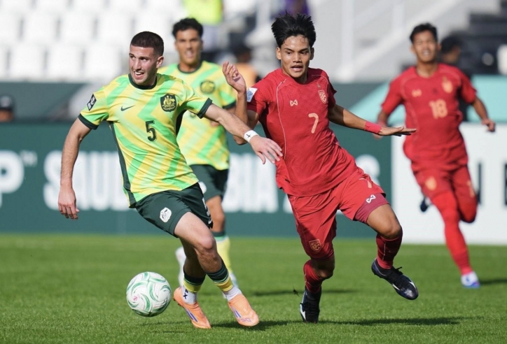 CĐV châu Á: 'Không phải ĐNÁ mạnh lên, mà là U23 Việt Nam quá mạnh'