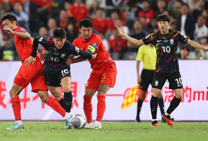 Trực tiếp Hàn Quốc 0-0 Trung Quốc: Hàn Quốc sớm áp đảo