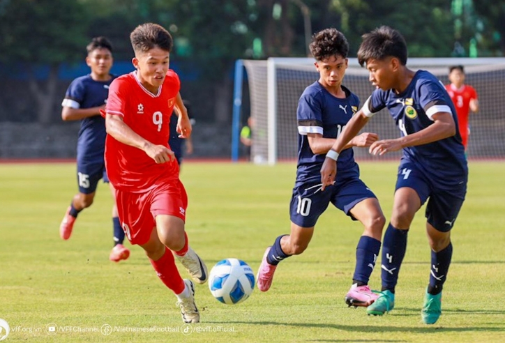 U17 Việt Nam vs U17 Kyrgyzstan: Đầu xuôi đuôi lọt