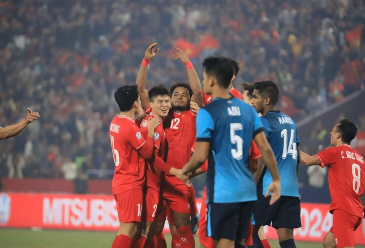 Báo Thái Lan bất ngờ khen ĐT Việt Nam khi vào chung kết AFF Cup