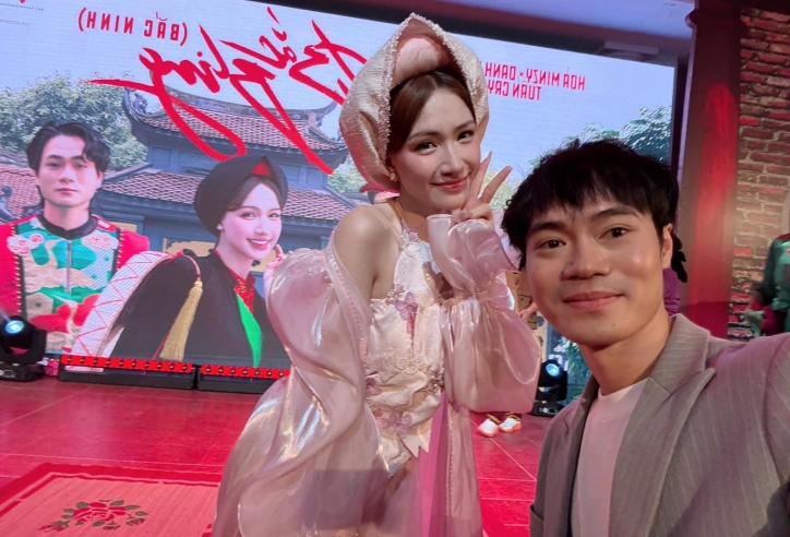 Mẹ Văn Toàn nói gu bạn gái của con, 90% giống Hòa Minzy