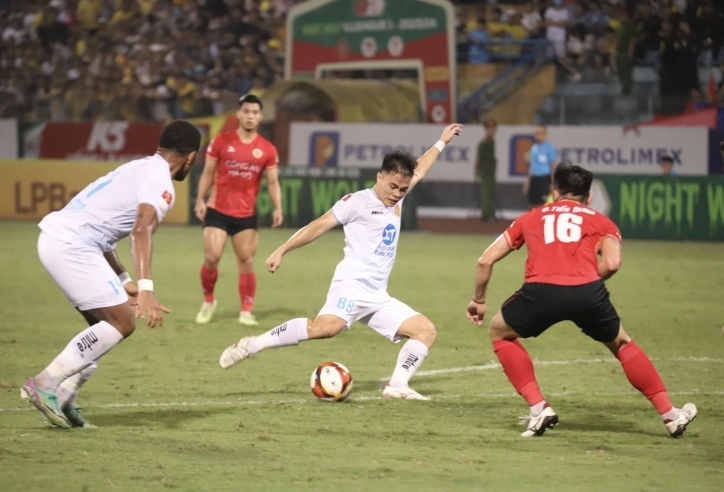 BXH vòng 16 V-League 2024/2025: Cuộc đua vô địch gay cấn
