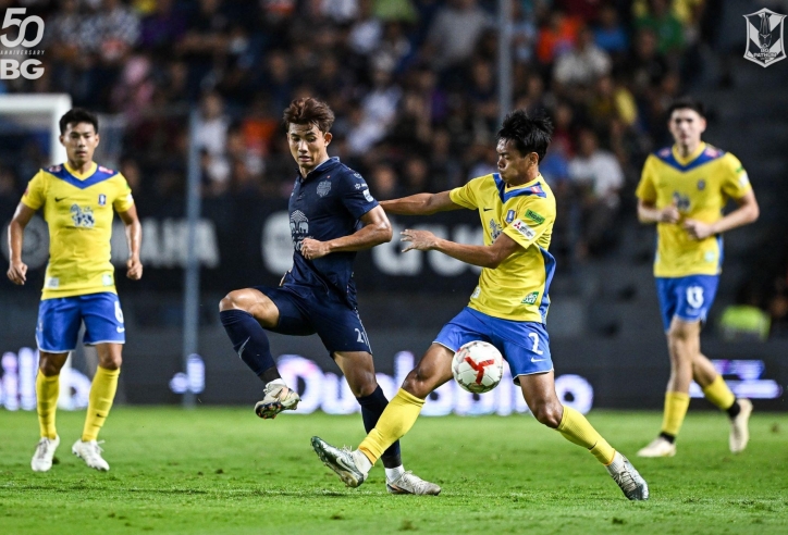 Pansa và Supachai tỏa sáng, Buriram thắng dễ BG Pathum