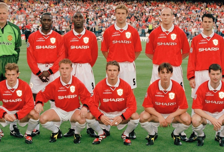 Đội huyền thoại Man Utd đá giao hữu tại Việt Nam