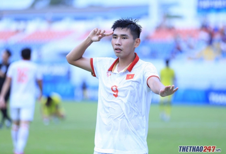 HLV Popov chiêu mộ thành công Vua phá lưới Đông Nam Á