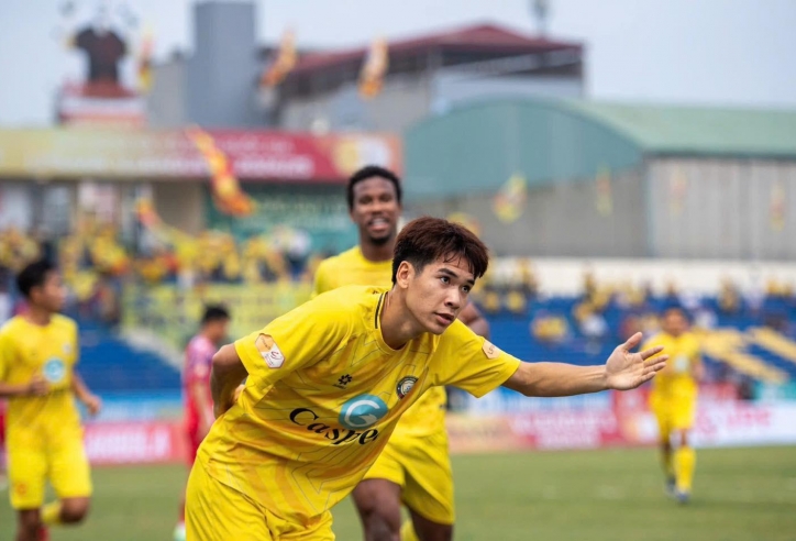 Sao trẻ hay nhất V-League nói gì khi bất ngờ trở lại U23 Việt Nam?