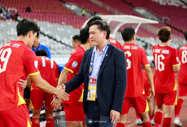 Phó chủ tịch VFF khen cầu thủ U23 Việt Nam khi bị đối phương bóp cổ