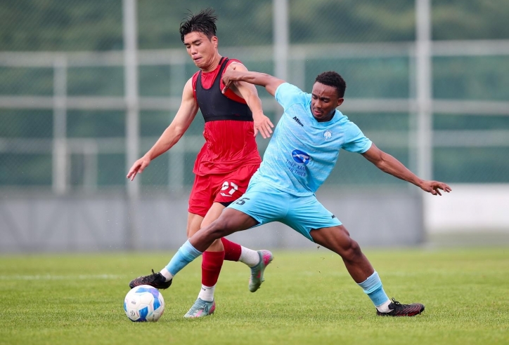 Cầu thủ đắt giá thứ 2 V-League nhận tin kém vui