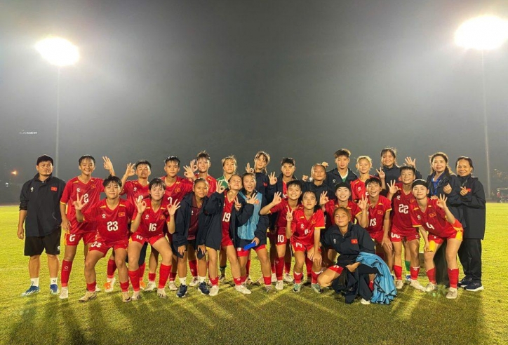 U16 nữ Việt Nam đánh bại Myanmar bằng penalty