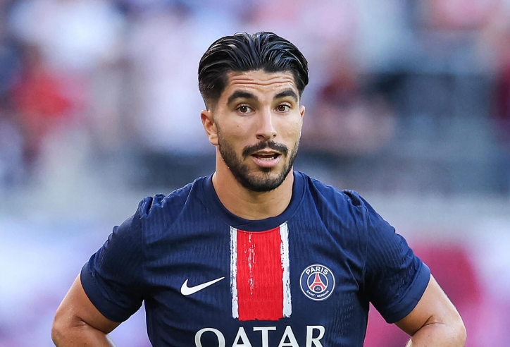 PSG bán tháo tiền vệ với giá 18 triệu euro