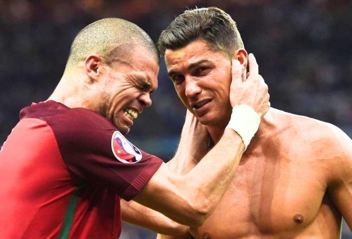 Cristiano Ronaldo gửi lời tri ân tới Pepe