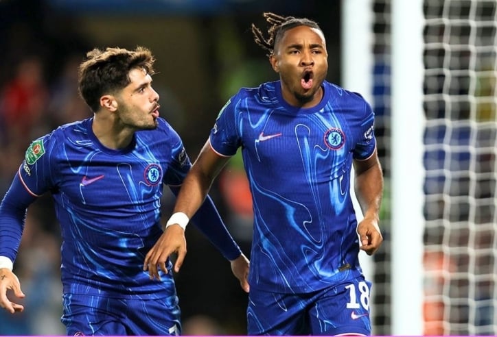 Nkunku lập hat-trick, Chelsea thắng hủy diệt tại cúp Liên đoàn Anh