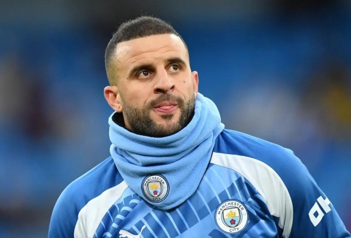 Pep Guardiola tiết lộ bất ngờ về Kyle Walker