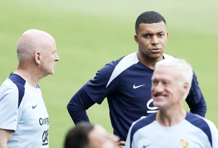 Vụ Mbappe bị loại khỏi ĐT Pháp có diễn biến gây sốc