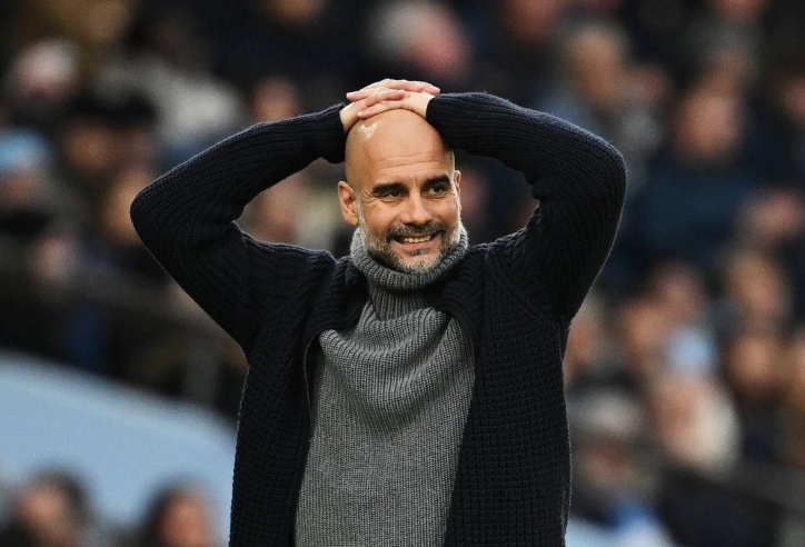 Man City họp khẩn về tương lai Pep Guardiola