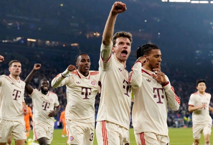 Bayern Munich thị uy sức mạnh, vươn lên top 8 cúp C1