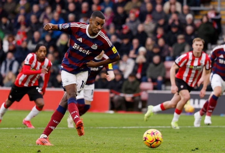 Không thể ngăn cản Alexander Isak của Newcastle