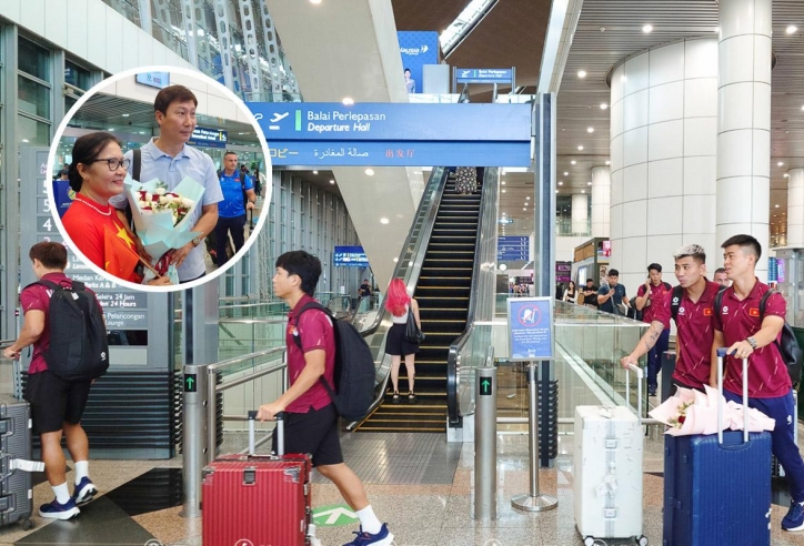ĐT Việt Nam nhận 'doping tinh thần' tại Malaysia