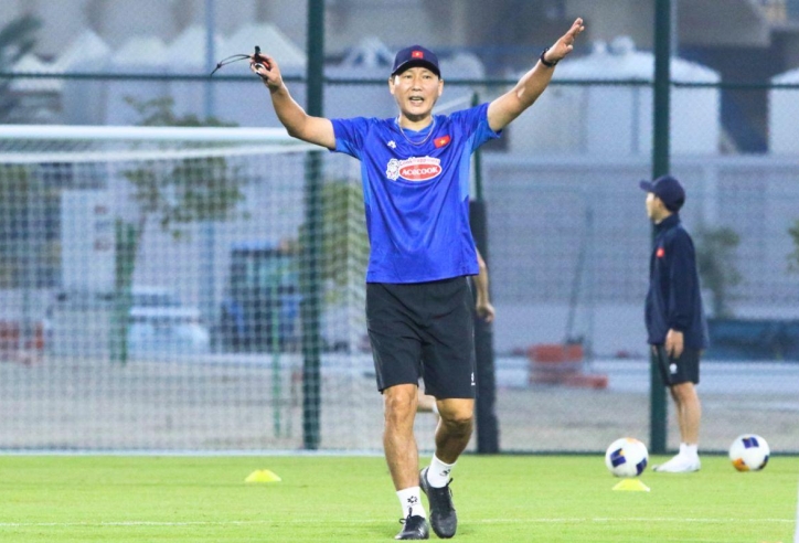 HLV Kim Sang-sik bổ sung gấp nhân sự cho U23 Việt Nam