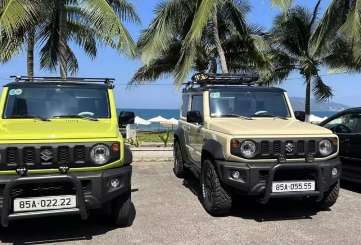 Chiêm ngưỡng bộ đôi Suzuki Jimny mang biển siêu tứ quý tại Việt Nam